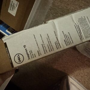 Dell Inspiron 15 Packaging in White and Brown